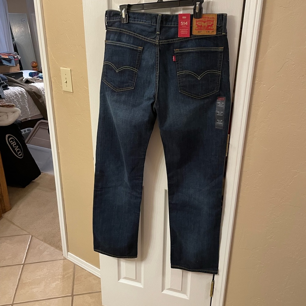 Levi’s 514 Straight leg